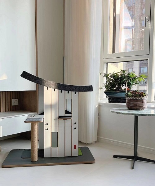 Modern Cat Scratcher Gangnam Style Water Town