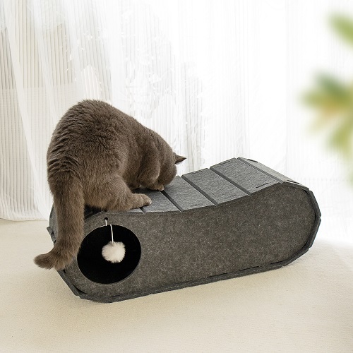   Arc 8-Shaped Felt Cat House Scratching Post