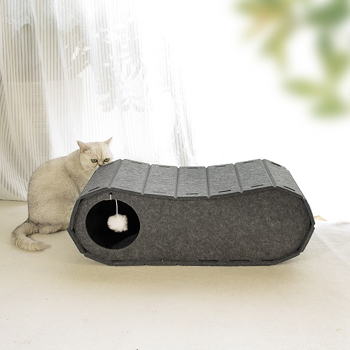   Arc 8-Shaped Felt Cat House Scratching Post