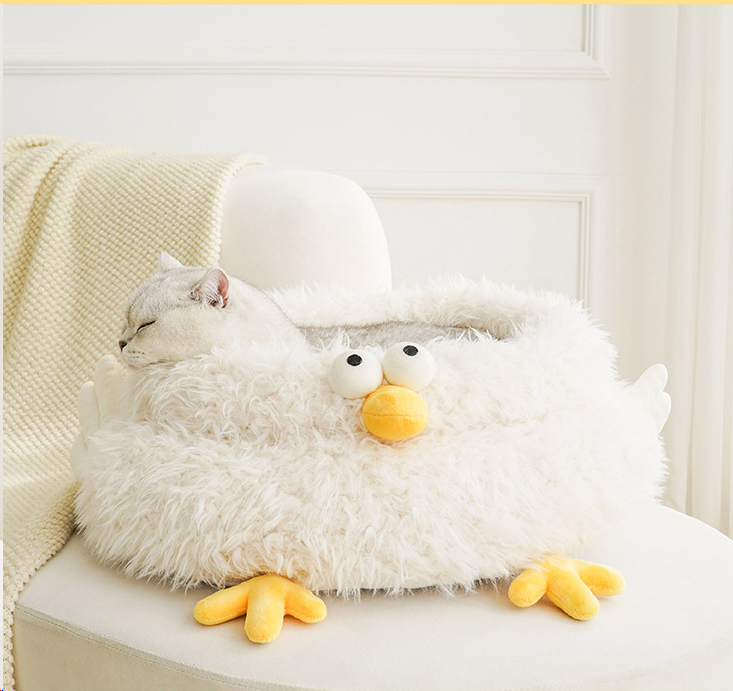 Gugu Little Chicken Pet Bed - Luxurious Comfort for Cats