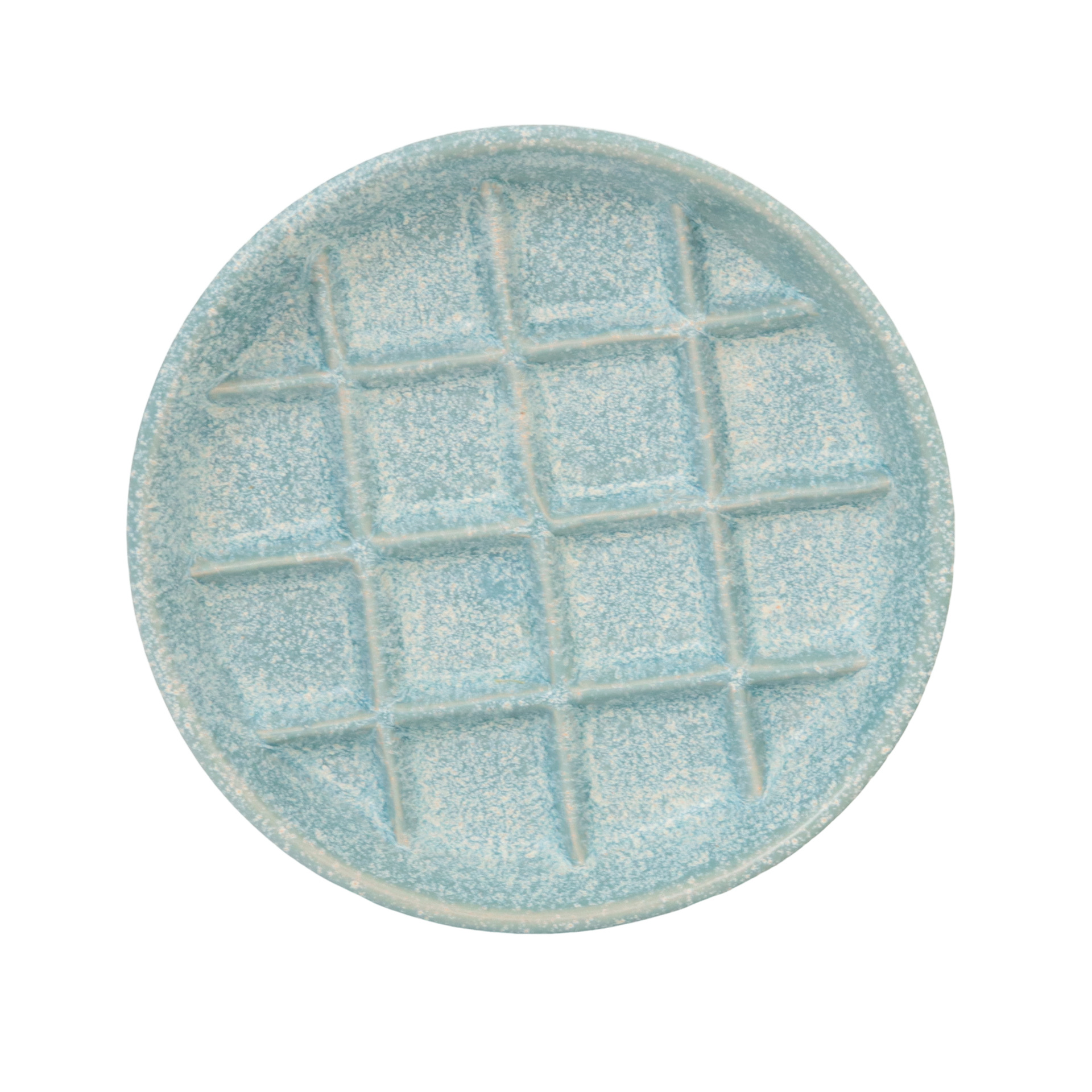 Checkered Ceramic Cat Bowl - Stylish and Durable Feeding Solution